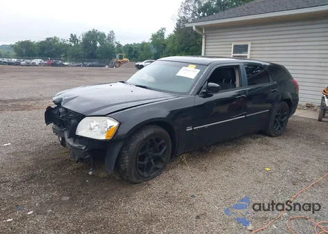 2005 Dodge Magnum Rt z USA, uszkodzony, nr VIN 2D8GV58275H670202